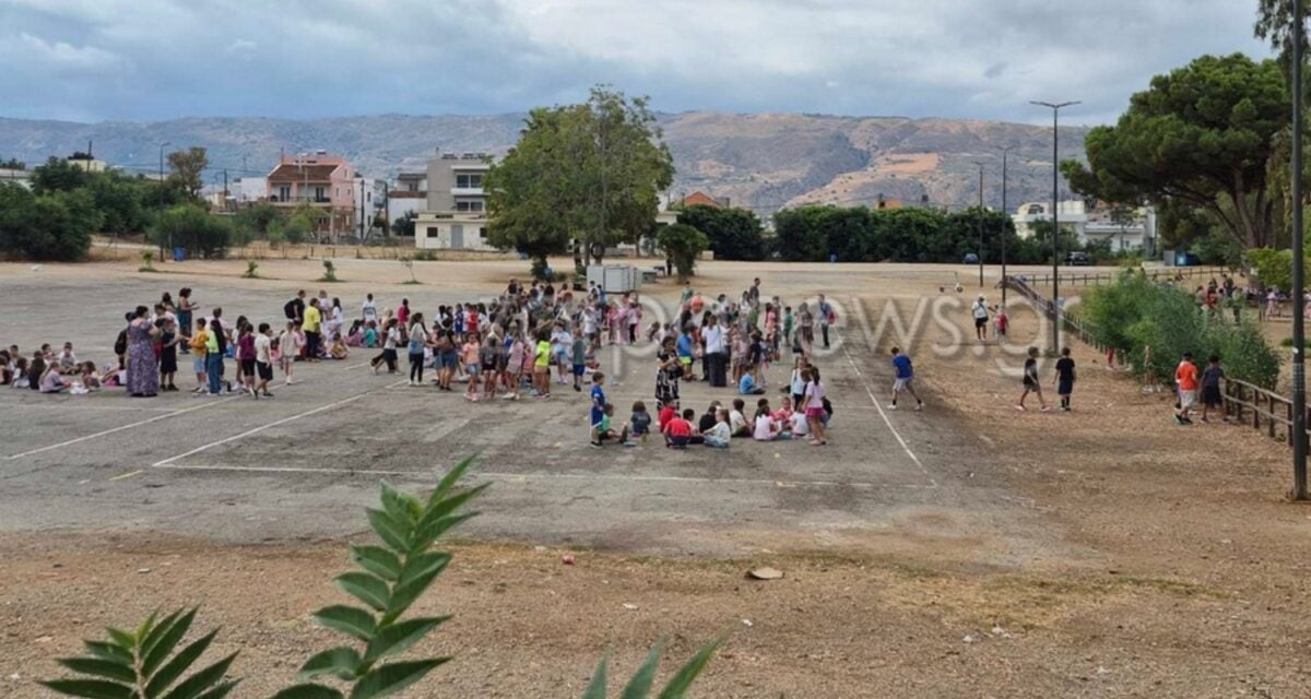 Χανιά: Οβίδα του Β’ Παγκοσμίου Πολέμου βρέθηκε σε οικόπεδο – Εκκενώνονται σχολεία, αποκλείονται δρόμοι 7 Χανιά: Οβίδα του Β’ Παγκοσμίου Πολέμου βρέθηκε σε οικόπεδο – Εκκενώνονται σχολεία, αποκλείονται δρόμοι