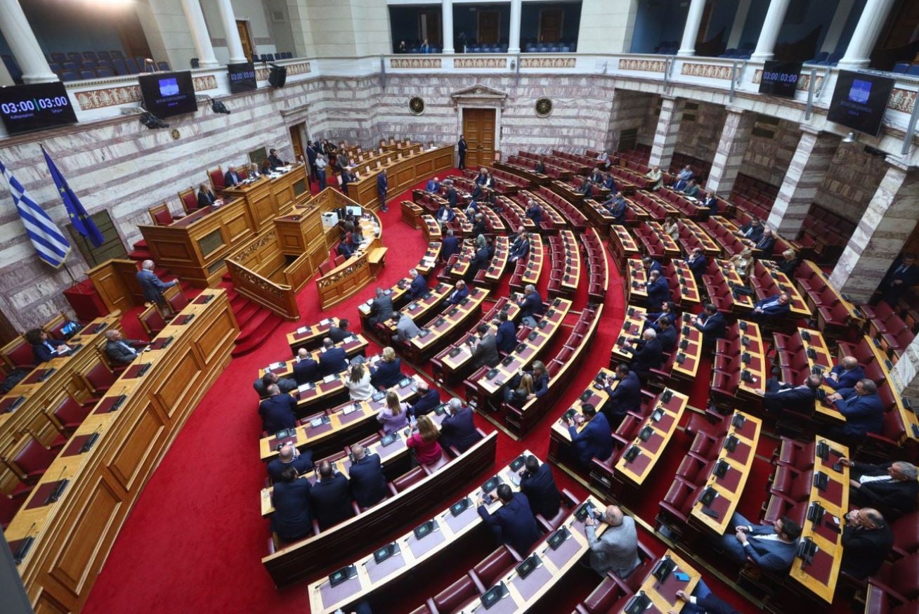 Συνταγματική αναθεώρηση: Σήμερα η δεύτερη ψηφοφορία στη Βουλή – Στάση εργασίας ΑΔΕΔΥ στην Αττική