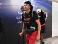 Ο Ολυμπιακός έφτασε στο Άμπου Ντάμπι για το Super Cup – Η ιδιαίτερη υποδοχή με το γεράκι και η αντίδραση του Γουόρντ