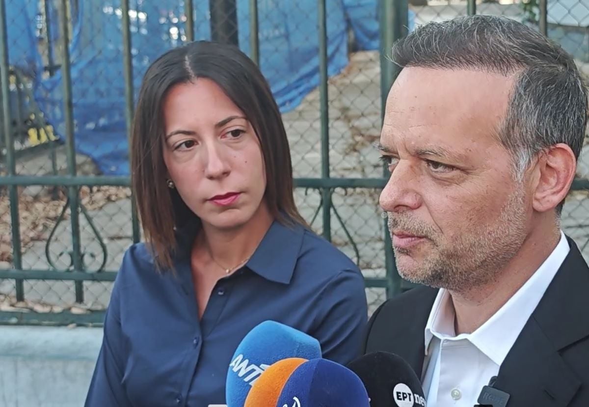 Κυψέλη: Ο Χάρης Δούκας κατέθεσε στην Εισαγγελία το πόρισμα για τις ρωγμές σε κτίρια – «Καθιζήσεις τέσσερις φορές πάνω από το κανονικό»