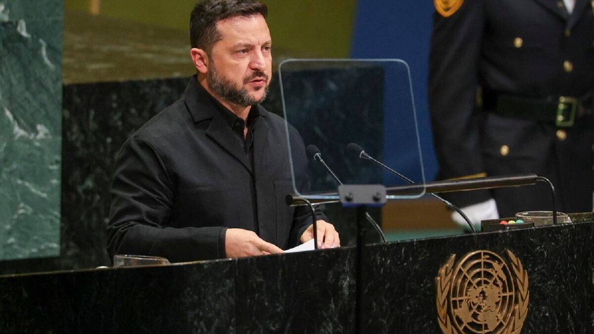 Ζελένσκι από τον ΟΗΕ: «Κάποιος πρέπει να σταματήσει την Ρωσία – Δεν σκοπεύουμε να πεθάνουμε» 1 Ζελένσκι από τον ΟΗΕ: «Κάποιος πρέπει να σταματήσει την Ρωσία – Δεν σκοπεύουμε να πεθάνουμε»
