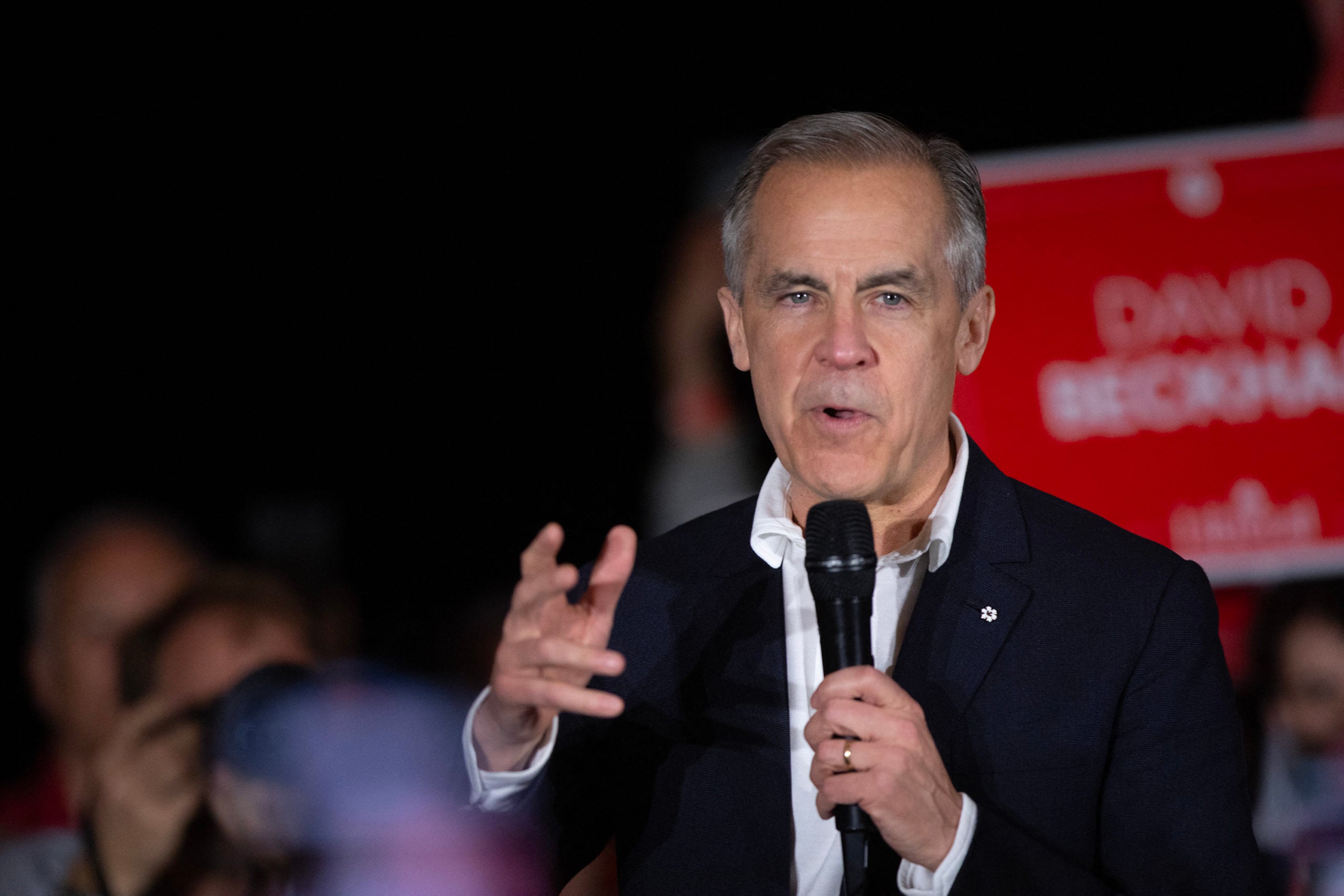 Καναδάς: Μεγάλη φωτιά σε στρατιωτική βάση με νεκρούς και τραυματίες