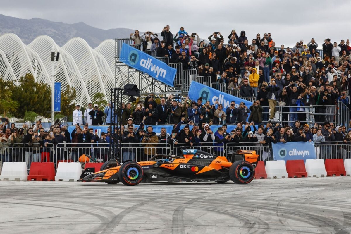 Allwyn και McLaren Racing: Η Formula 1 ήρθε στην Αθήνα με το «Live in Athens» 14 Allwyn και McLaren Racing: Η Formula 1 ήρθε στην Αθήνα με το «Live in Athens»