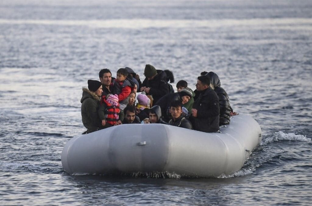 AFP: Δώδεκα μετανάστες νεκροί σε δύο περιστατικά ανοιχτά της Λέσβου και της Σάμου 1 AFP: Δώδεκα μετανάστες νεκροί σε δύο περιστατικά ανοιχτά της Λέσβου και της Σάμου