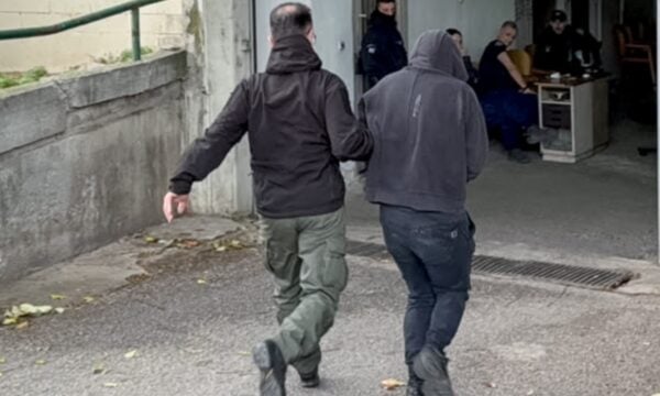 Θεσσαλονίκη: Ελεύθερος με περιοριστικούς όρους ο 20χρονος που έδωσε ναρκωτικά στην 20χρονη που πέθανε