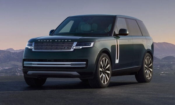 Νέο Range Rover: Τι ακριβώς να περιμένουμε από το μοντέλο