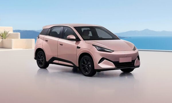 BYD Dolphin Surf: Η BYD εξελίσσει το μοντέλο