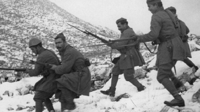 28η Οκτωβρίου: Οι πρώτες ημέρες του πολέμου του 1940 σε βίντεο και φωτογραφίες