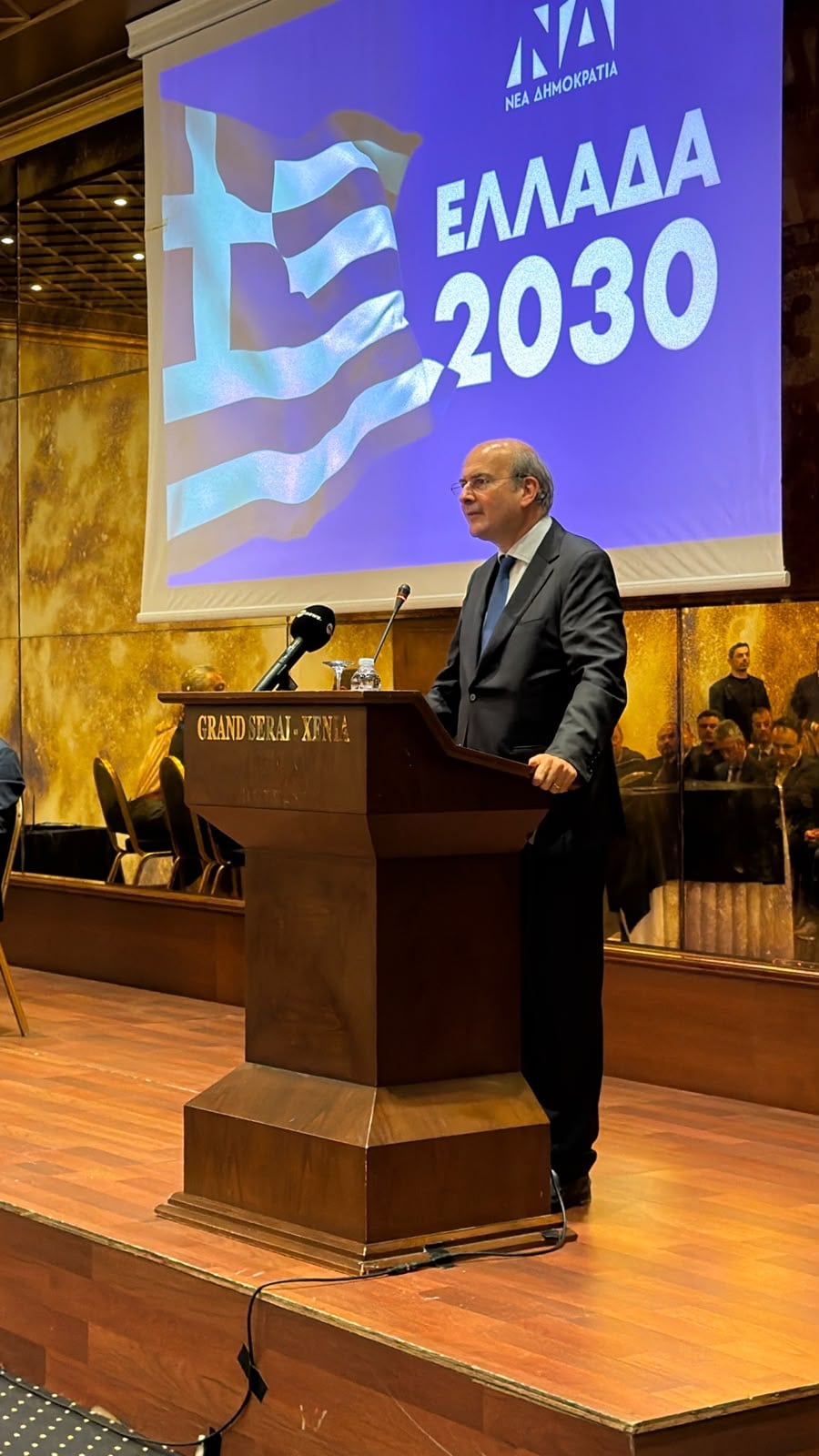 Από τα Ιωάννινα ο Κωστής Χατζηδάκης: «Το αποτέλεσμα προδιαγράφεται νικηφόρο για τη Νέα Δημοκρατία – Οι λαοί δεν αυτοκτονούν πολιτικά» 9 Από τα Ιωάννινα ο Κωστής Χατζηδάκης: «Το αποτέλεσμα προδιαγράφεται νικηφόρο για τη Νέα Δημοκρατία – Οι λαοί δεν αυτοκτονούν πολιτικά»