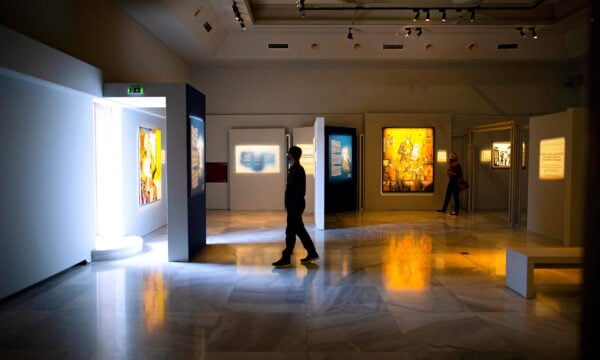 Ελλάδα – Βουλγαρία: Συμφωνία για την επιστροφή 48 κειμηλίων και την ανταλλαγή λειψάνων παρουσία Μητσοτάκη – Ράντεφ