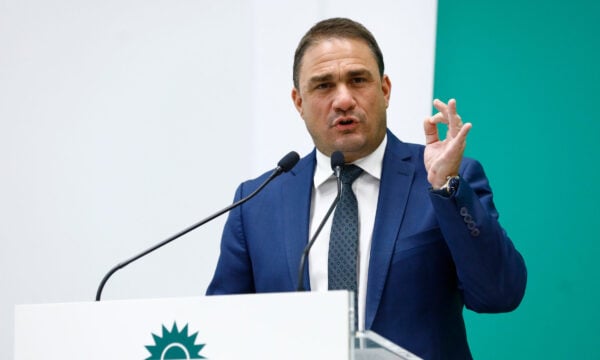 Τσουκαλάς προς Γεωργιάδη: «Απατηλά τα όνειρά σας – Η ΝΔ θα έχει απέναντι της ένα ισχυρό ΠΑΣΟΚ και θα ηττηθεί»