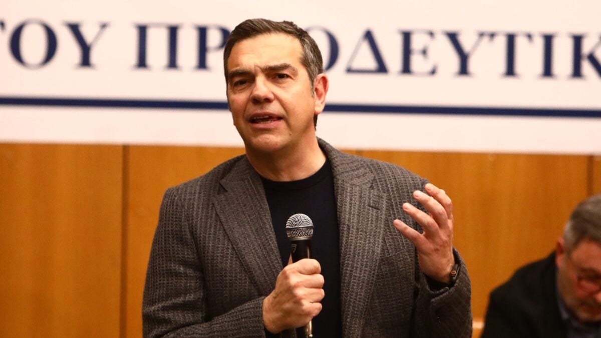 ΣΥΡΙΖΑ κατά Τσίπρα: Το κόμμα δεν προτίθεται να ρίξει το επίπεδο και εύχεται να ήταν γλωσσικό ατόπημα που θα ανασκευαστεί 1 ΣΥΡΙΖΑ κατά Τσίπρα: Το κόμμα δεν προτίθεται να ρίξει το επίπεδο και εύχεται να ήταν γλωσσικό ατόπημα που θα ανασκευαστεί