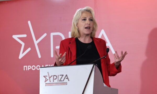 Ρένα Δούρου: «Ιερή υποχρέωση», όχι «πολιτική αυτοκτονία», η αποστολή μου στον ΣΥΡΙΖΑ – Η αιχμή στον Τσίπρα