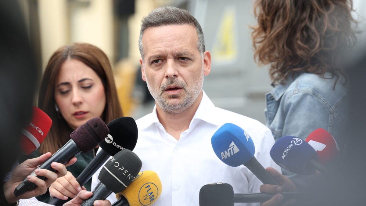 Χάρης Δούκας: Ζητά συνάντηση με την ηγεσία του υπουργείου Υποδομών για τις πληγείσες πολυκατοικίες της Κυψέλης 1 Χάρης Δούκας: Ζητά συνάντηση με την ηγεσία του υπουργείου Υποδομών για τις πληγείσες πολυκατοικίες της Κυψέλης
