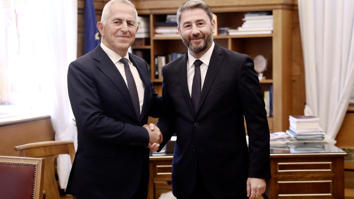Ευάγγελος Αποστολάκης: Ανακοινώθηκε στην Ολομέλεια η ένταξή του στην Κοινοβουλευτική Ομάδα του ΠΑΣΟΚ 1 Ευάγγελος Αποστολάκης: Ανακοινώθηκε στην Ολομέλεια η ένταξή του στην Κοινοβουλευτική Ομάδα του ΠΑΣΟΚ
