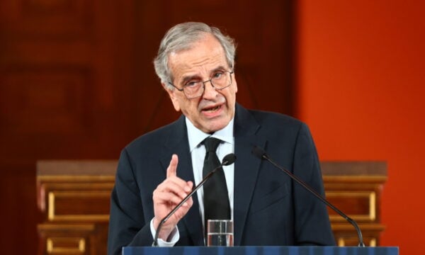 Αντώνης Σαμαράς: «Κρούω τον κώδωνα του κινδύνου για τη Δημοκρατία – Κινδυνεύουμε με παρατεταμένη παρακμή και εθνικό εφησυχασμό»