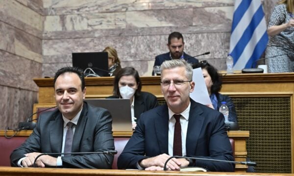 Σκέρτσος στη Βουλή: Η Ελλάδα πρωτοστατεί στην προστασία των παιδιών από ψηφιακούς κινδύνους – Εξαιρετική η συμβολή των φορέων