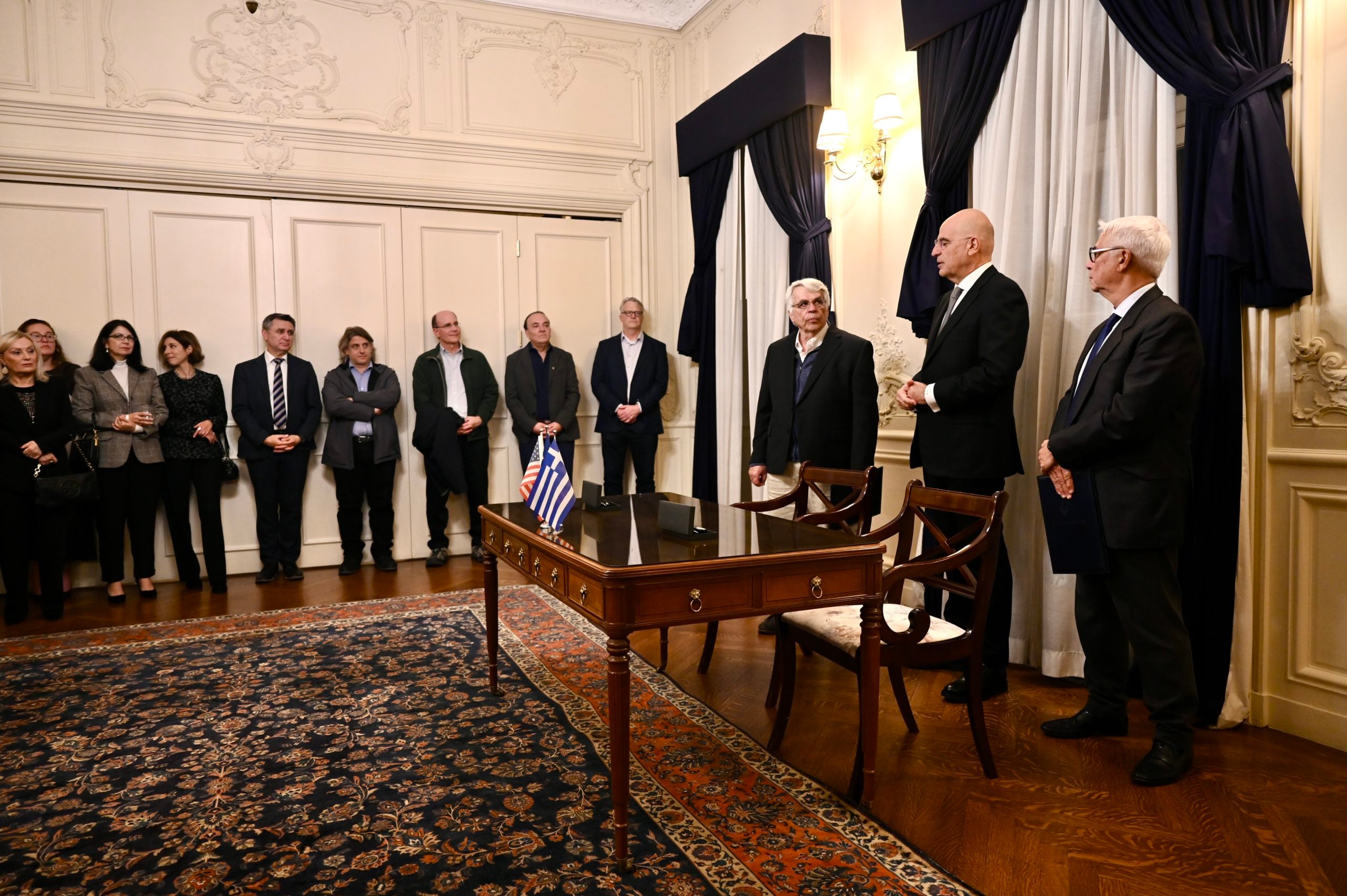 Στη Βοστώνη ο Νίκος Δένδιας για τη στρατηγική συνεργασία με το MIT στα αυτόνομα θαλάσσια συστήματα