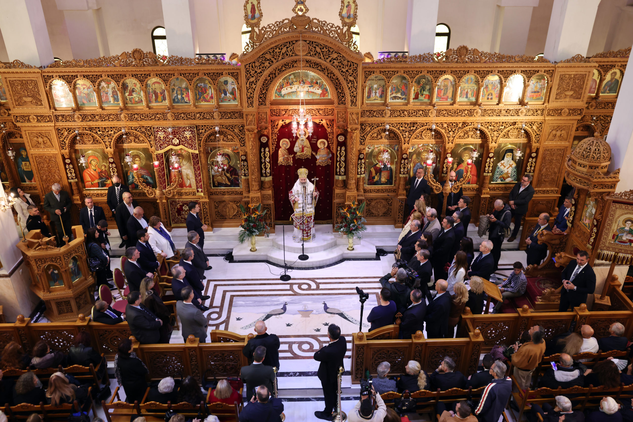 Ο Κυριάκος Μητσοτάκης βρέθηκε στον Άγιο Δημήτριο πριν αναχωρήσει για Κιλκίς και Θεσσαλονίκη – Τι είπε ο Αρχιεπίσκοπος Αυστραλίας για τη Μονή Σινά