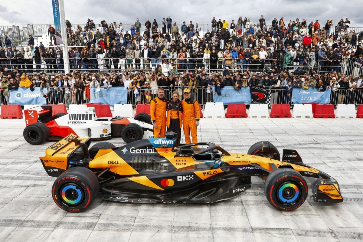 Allwyn και McLaren Racing: Η Formula 1 ήρθε στην Αθήνα με το «Live in Athens» 15 Allwyn και McLaren Racing: Η Formula 1 ήρθε στην Αθήνα με το «Live in Athens»