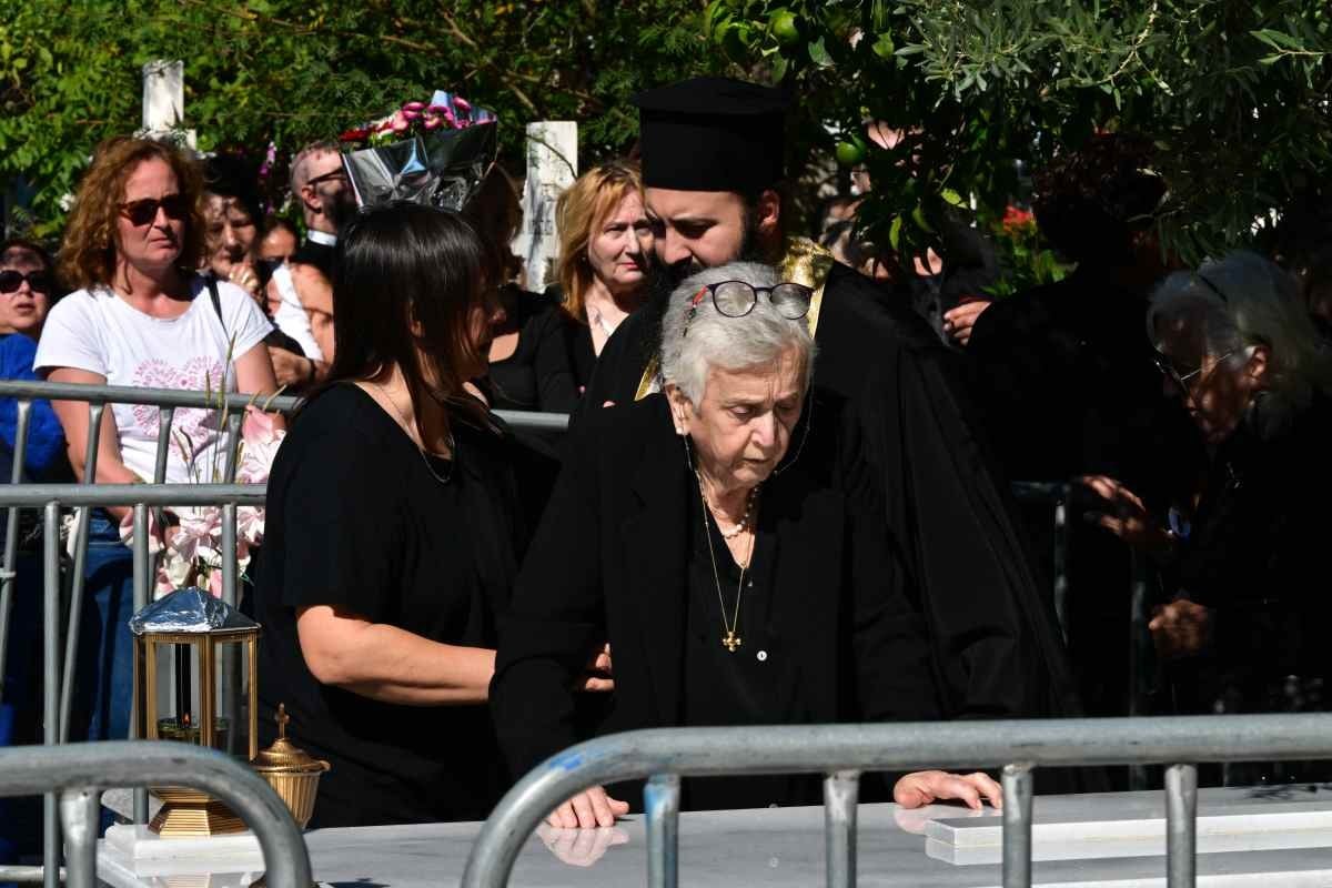 Γιώργος Μαζωνάκης: Η αδερφή του Μαρία μιλά μετά το μνημόσυνο – «Εκείνοι που λοιδόρησαν την αδερφή μου και τον γαμπρό μου…» 24 Τρισάγιο Μαζωνάκη