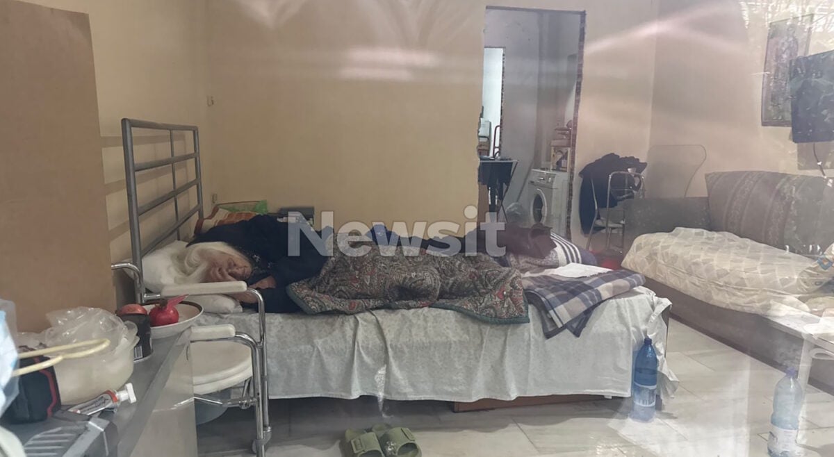 Θεσσαλονίκη: Αναβλήθηκε η έξωση 92χρονης ΑμεΑ από το σπίτι της – «Το έκλεψα από κανέναν; Αυτό είναι το σπίτι μου»