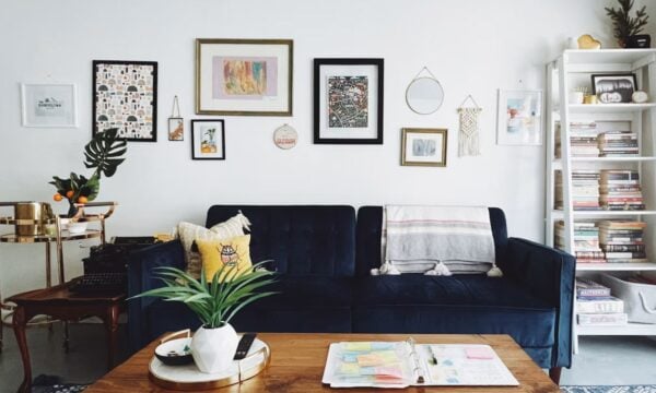 Airbnb: Νέοι κανόνες καθαριότητας από τις 20 Νοεμβρίου – Τι δεν θα μπορούν να ζητούν οι οικοδεσπότες