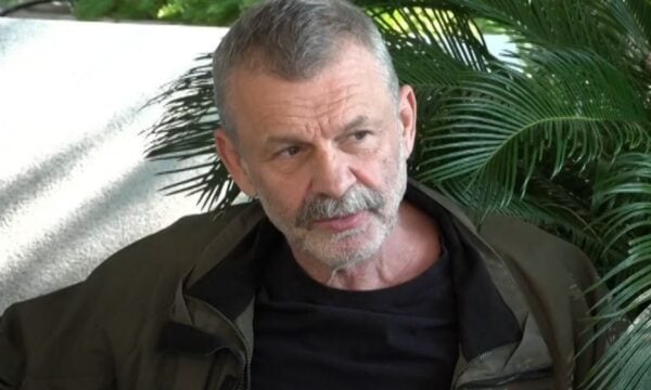 Απόστολος Γκλέτσος: «Δύο άνδρες μπορούν να είναι ζευγάρι, όχι να γίνουν γονείς – Το παιδί πρέπει να μυρίσει μάνα, θηλυκό»