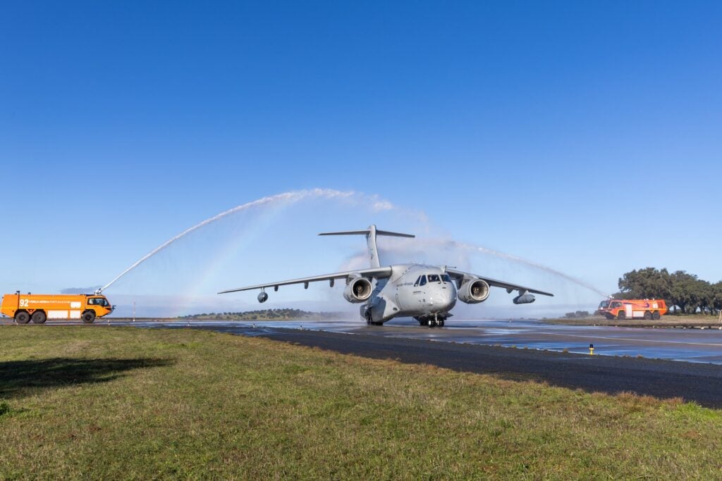 KC-390: Η Πορτογαλία ενέκρινε σχεδόν 590 εκατ. για τρία αεροσκάφη για την Ελλάδα – Τι περιλαμβάνει το πακέτο