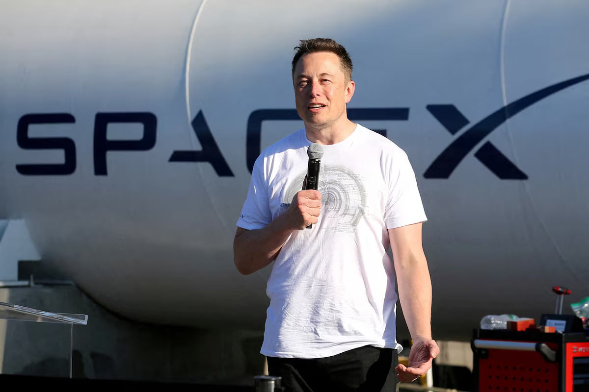 SpaceXAI: Ο Έλον Μασκ θα προχωρήσει στη μετονομασία σε SpaceXSI μετά την οδηγία Τραμπ – «Το SI είναι καλύτερο»