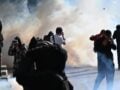 Γαλλία: Μαζικές διαδηλώσεις για την ακρίβεια, επεισόδια και εισβολή στο Δημαρχείο της Μασσαλίας