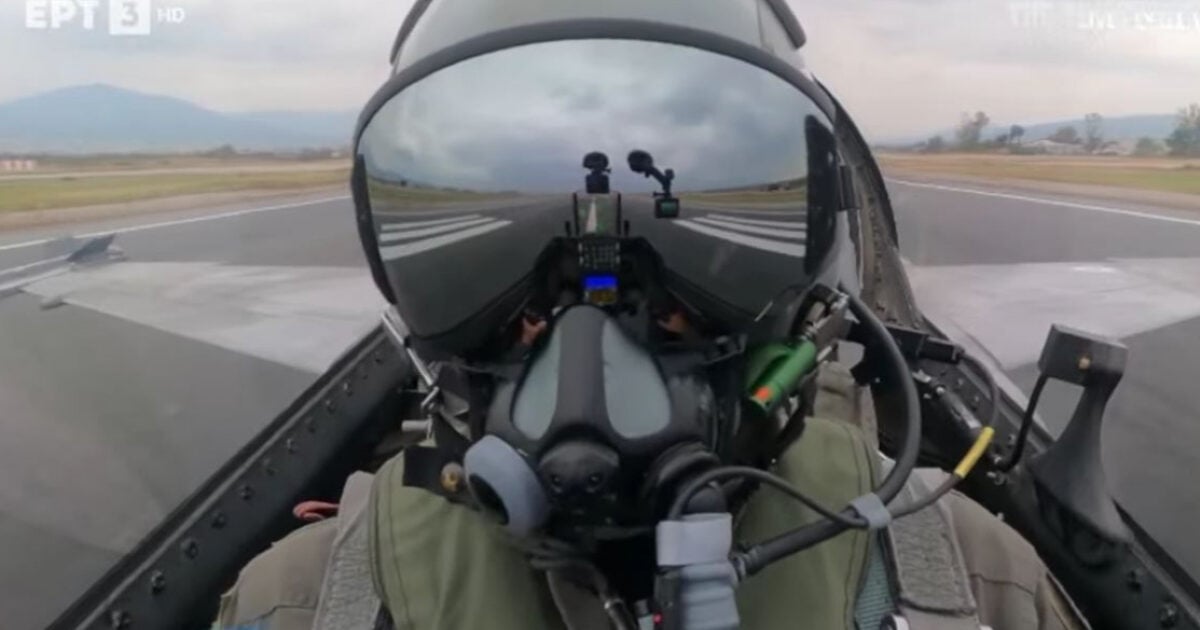 F-16 «ΖΕΥΣ»: «Η ελευθερία δεν χαρίζεται», το μήνυμα του πιλότου – Εντυπωσιακή επίδειξη πάνω από τη Θεσσαλονίκη