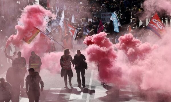 Γαλλία: Μετά τις διαδηλώσεις σημειώθηκαν επεισόδια σε Παρίσι, Λυών, Τουλούζη και Μασσαλία