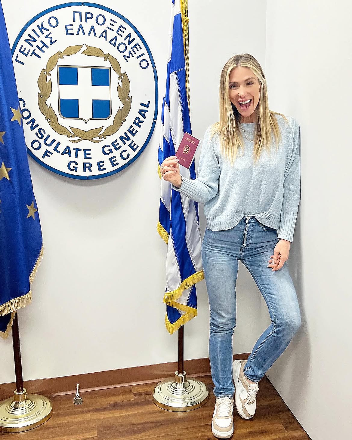 Ντέμπι Ματενόπουλος