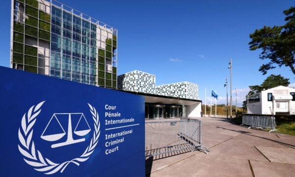 Διεθνής κατακραυγή για τις κυρώσεις Τραμπ στο Διεθνές Ποινικό Δικαστήριο – Οι αντιδράσεις κυβερνήσεων και παγκόσμιων οργανισμών