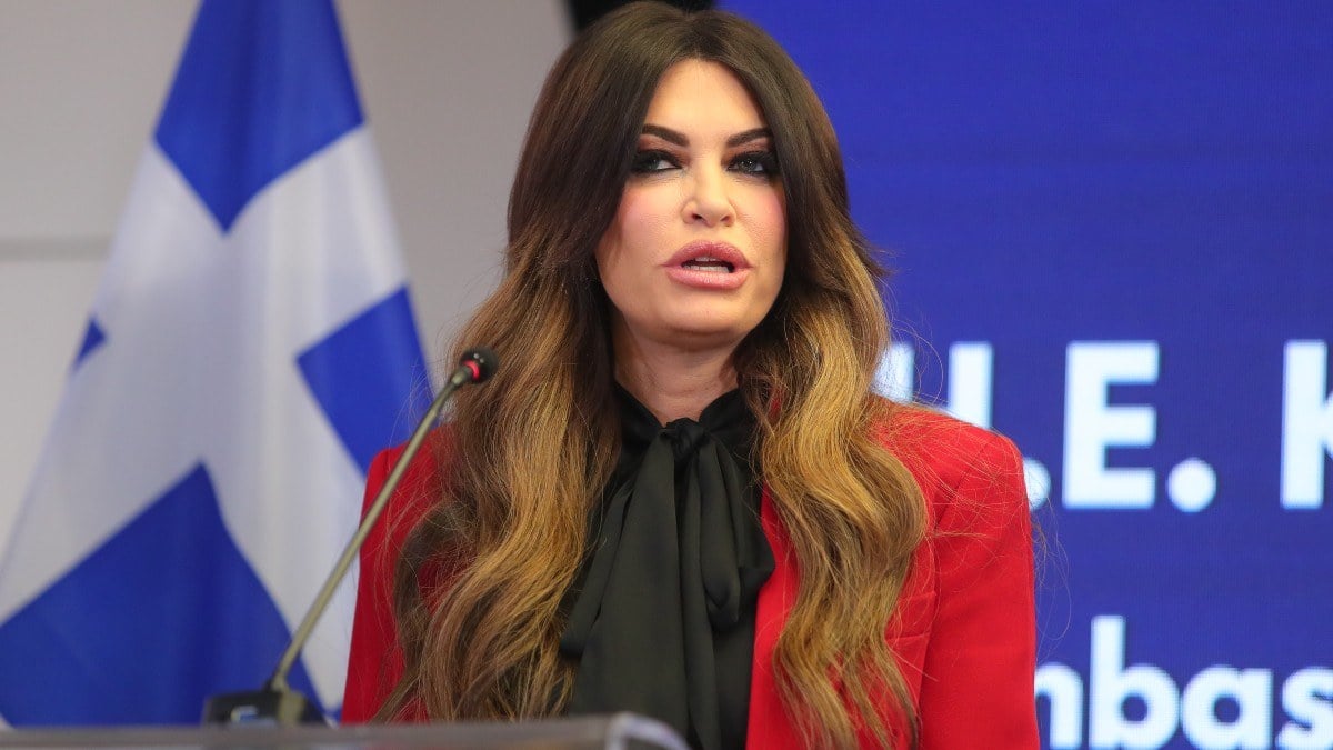 Κίμπερλι Γκιλφόιλ: Απομονώνεται μετά την «έξωση» και προσπαθεί να διατηρήσει τη θέση της – Φωνάζει στους συνεργάτες της 12 Κίμπερλι Γκιλφόιλ