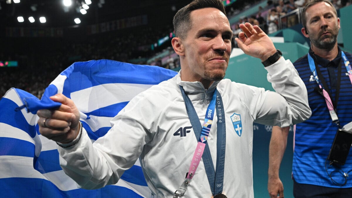 Ο Λευτέρης Πετρούνιας παρέλαβε το ασημένιο μετάλλιο στο παγκόσμιο πρωτάθλημα του Ρότερνταμ 1 Ο Λευτέρης Πετρούνιας παρέλαβε το ασημένιο μετάλλιο στο παγκόσμιο πρωτάθλημα του Ρότερνταμ