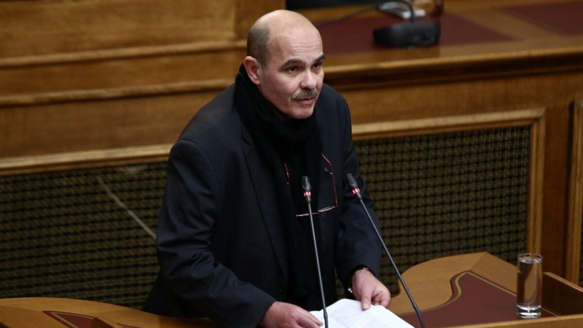 Ο Γιάννης Μιχελογιαννάκης επέστρεψε στο ΠΑΣΟΚ – «Επιστροφή στις πολιτικές και ιδεολογικές μου ρίζες.» 1 Ο Γιάννης Μιχελογιαννάκης επέστρεψε στο ΠΑΣΟΚ – «Επιστροφή στις πολιτικές και ιδεολογικές μου ρίζες.»