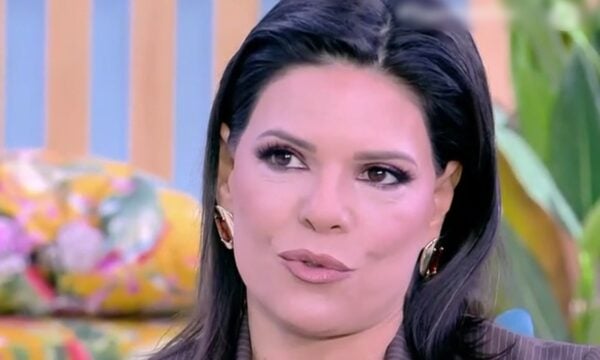 Μαρίνα Ασλάνογλου: Πώς έχασε μεγάλο μέρος των μαλλιών της και φορούσε περούκα χωρίς να το αντιληφθεί κανείς