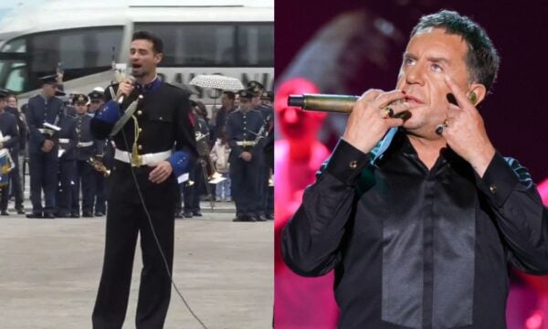 Η Μπάντα του Πολεμικού Ναυτικού τραγούδησε Γιώργο Μαζωνάκη στη Θεσσαλονίκη – Ρίγη συγκίνησης (Βίντεο)