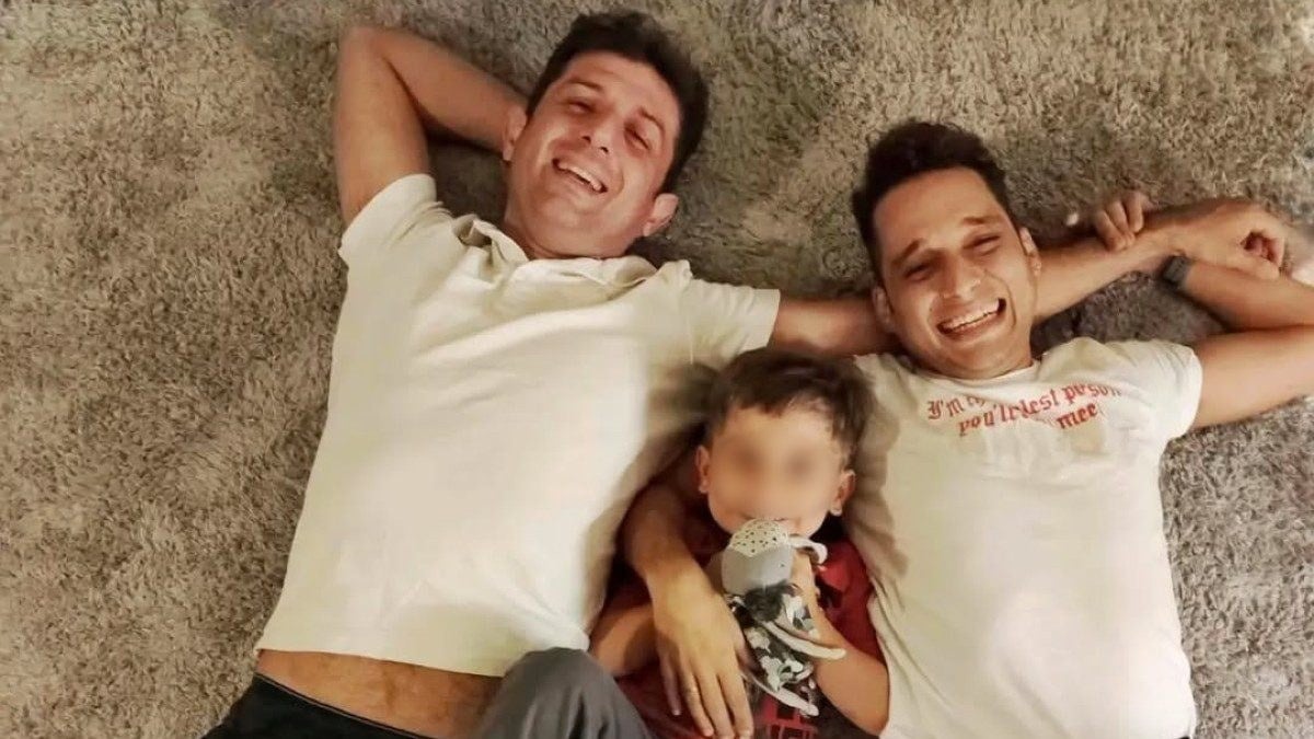 Ηλιάδη: Χαμός στην ελληνική showbiz μετά τις δηλώσεις της – «Ντροπή σου! Εύχομαι ο γιόκας σου να μην έχει γεννηθεί ομοφυλόφιλος» 10 Μιχάλης Οικονόμου, Γιώργος Μακρής