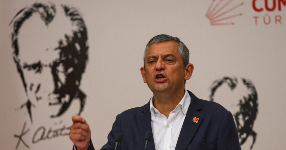 Οζγκιούρ Οζέλ: Κατηγορεί τον Ερντογάν για τους χειρισμούς στα ελληνοτουρκικά και τα F-35