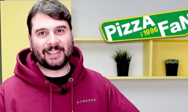 Πάρις Ρούπος: Σαρκάζει την Pizza Fan μετά την έρευνα για φοροδιαφυγή – «Domino’s εξελίξεων»