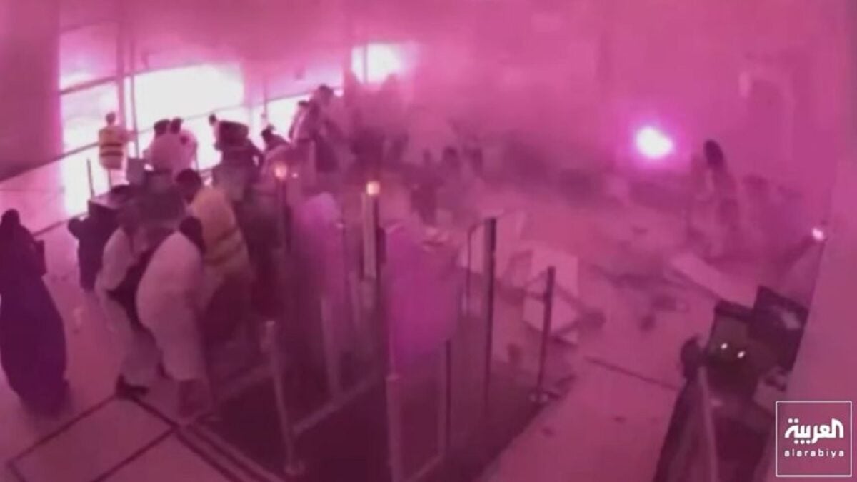 Σαουδική Αραβία: Βίντεο από την έκρηξη στο αεροδρόμιο του Ριάντ – Παρατείνεται η αναστολή λειτουργίας 1 Σαουδική Αραβία: Βίντεο από την έκρηξη στο αεροδρόμιο του Ριάντ – Παρατείνεται η αναστολή λειτουργίας