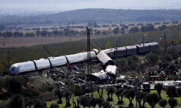 Σιδηροδρομική τραγωδία στο Τολέδο της Ισπανίας με 69 νεκρούς – Τα 17 μοιραία λεπτά, οι αστοχίες και η προειδοποίηση 23 ημέρες πριν από το δυστύχημα