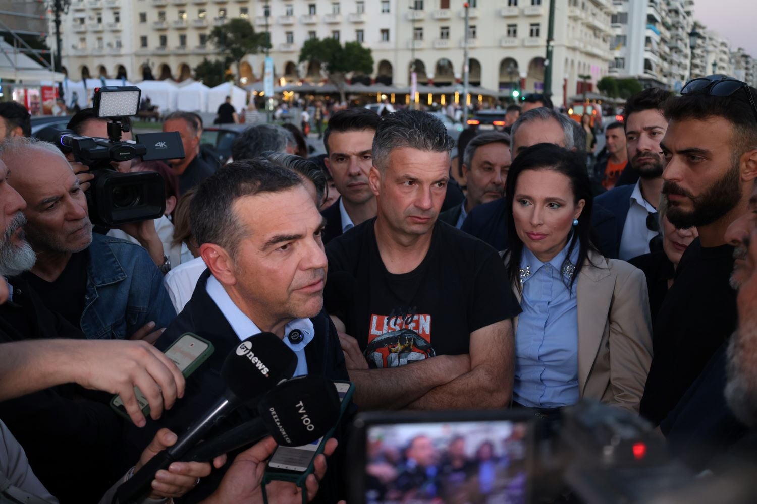Αλέξης Τσίπρας στους αλιείς: «Χωρίς παραγωγή δεν υπάρχει ελπίδα» – Επίθεση στην κυβέρνηση για το κόστος των καυσίμων 8 ΑΛΕΞΗΣ ΤΣΙΠΡΑΣ - INTIME NEWS / ΝΙΚΟΣ ΑΡΑΜΠΑΤΖΗΣ