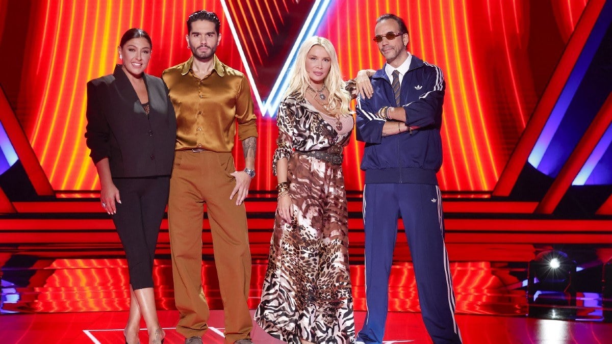 The Voice highlights (18/10): Ο Ηλίας έχασε τη φωνή του, η Μαρία άφησε τη δουλειά της και ο Κωνσταντίνος πέρασε με 85% αναπηρία στην όραση – Όσα είδαμε 7 The Voice
