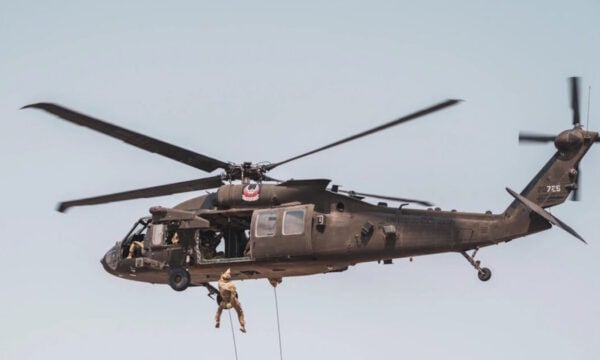 Black Hawk: Τα πρώτα πέντε αναμένονται στην Ελλάδα τον Ιούνιο του 2027 – Πώς θα αντικατασταθούν τα Huey