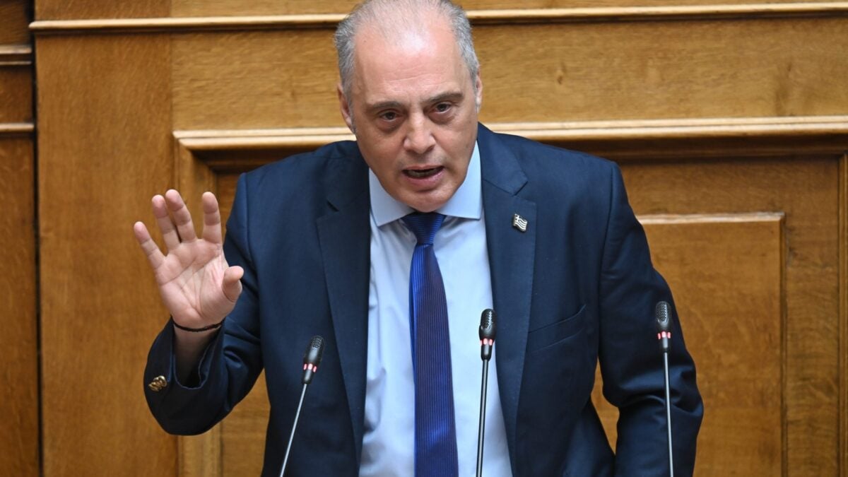 Βουλή: Άγρια κόντρα Γεωργιάδη – Βελόπουλου για τα «πόθεν έσχες» βουλευτών: «Είναι ντροπή αυτό που κάνετε», «Είστε ο εθνικός ψεύτης της χώρας» 1 Βουλή: Άγρια κόντρα Γεωργιάδη – Βελόπουλου για τα «πόθεν έσχες» βουλευτών: «Είναι ντροπή αυτό που κάνετε», «Είστε ο εθνικός ψεύτης της χώρας»
