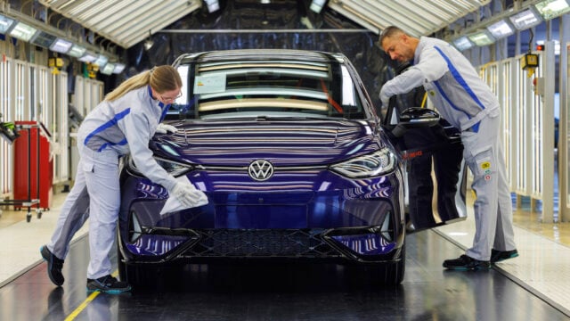 Volkswagen: Τα κέρδη κατέρρευσαν κατά 99% και οι ζημιές έφτασαν τα 5,86 δισ. ευρώ